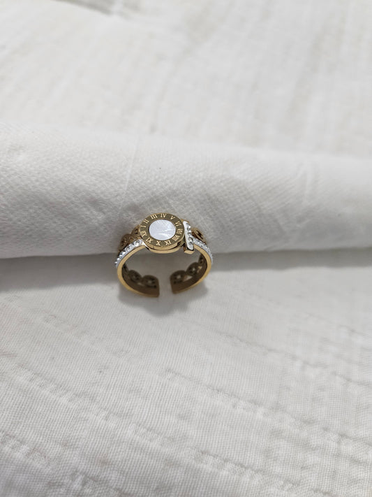 Ajustable White Diamond ring