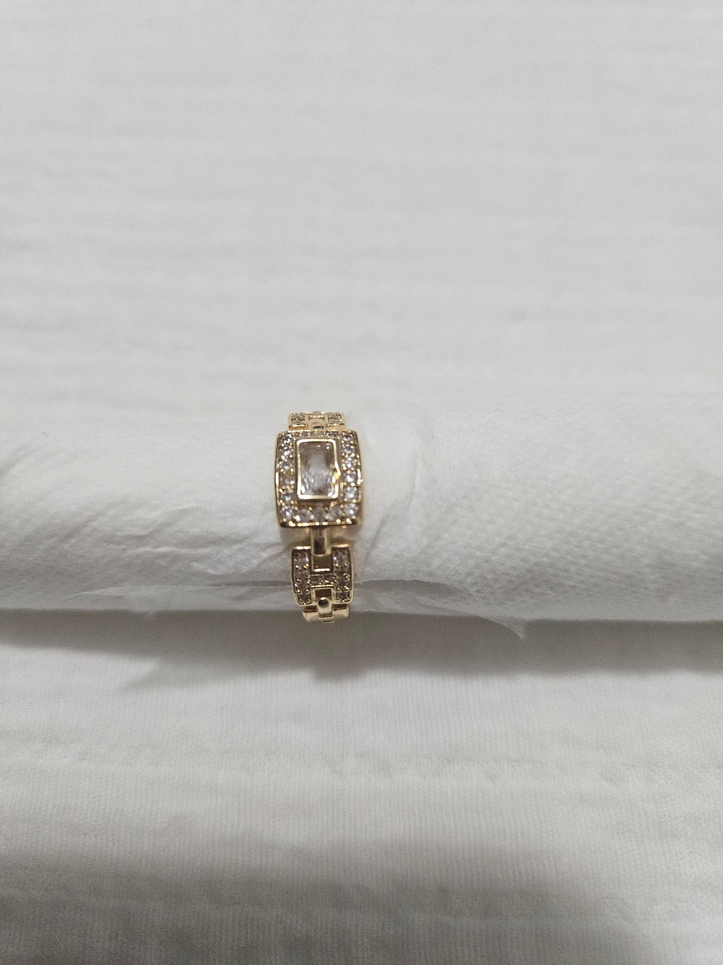 Rectangular diamond ring